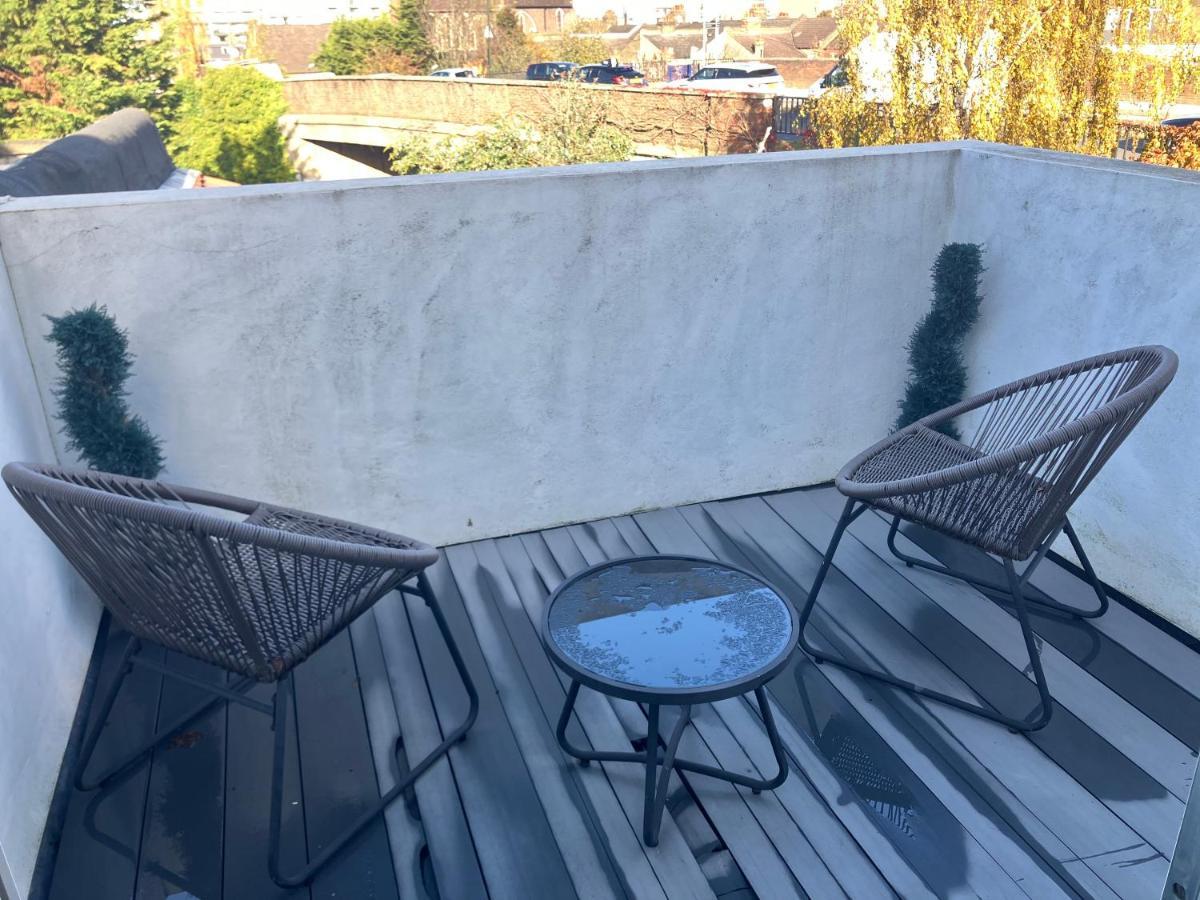 Stylish 1 Bed Flat With Private Terrace In Wimbledon - 3 The Queens Londres Exterior foto